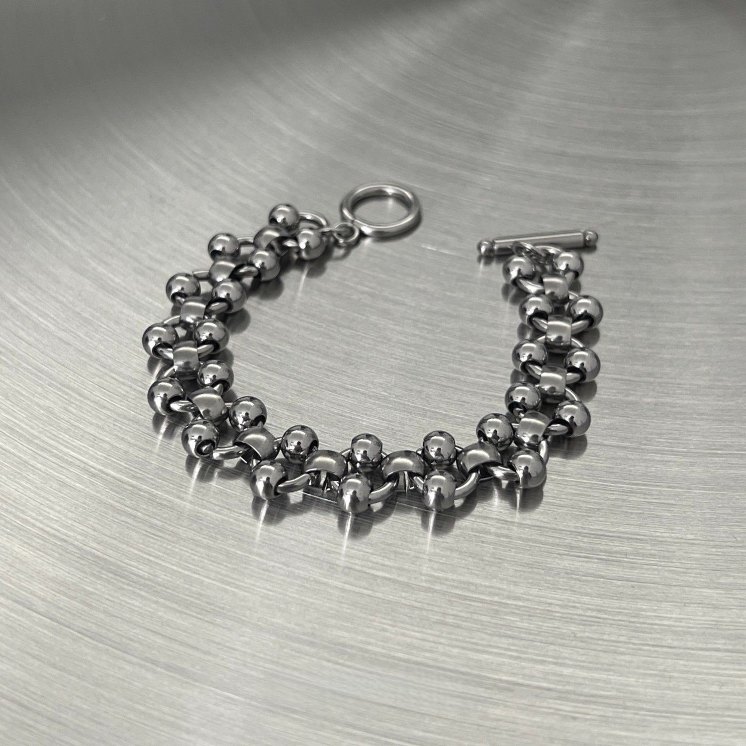 헤비 펑크 할로우 스틸 비드 팔찌 - 변색 없는 티타늄 - Streetwear Brand Jewelry 리뷰 및 가격