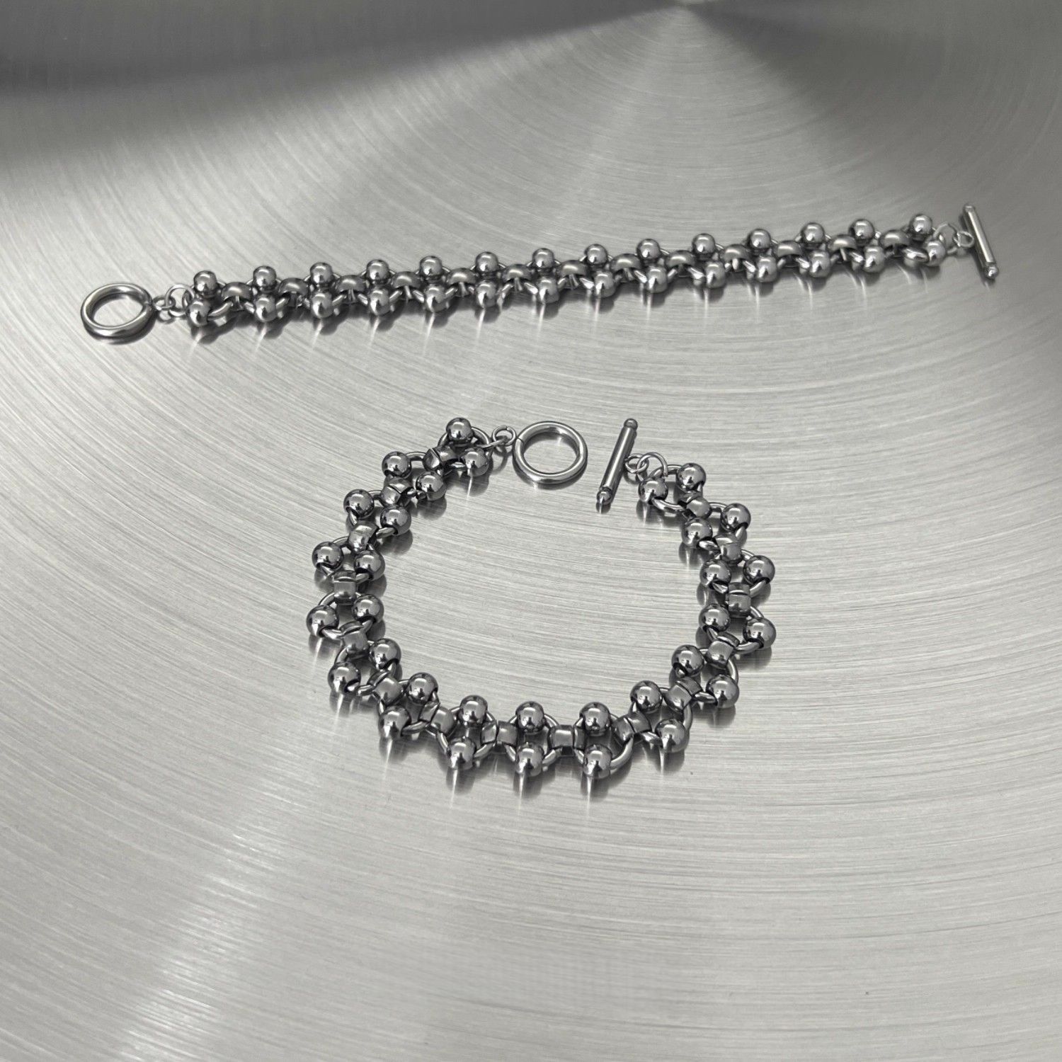 헤비 펑크 할로우 스틸 비드 팔찌 - 변색 없는 티타늄 - Streetwear Brand Jewelry 리뷰 및 가격